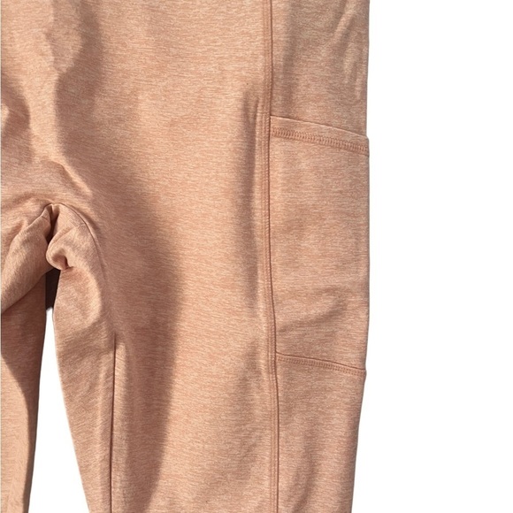 NWT Zuda Peach Athletic 2 Pocket Leggings Large - Picture 2 of 5